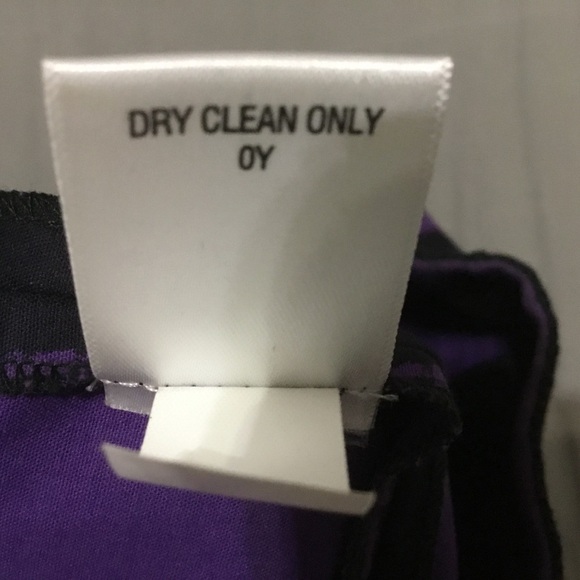 Vera Wang Lavender Label Pencil Skirt. - Picture 9 of 11